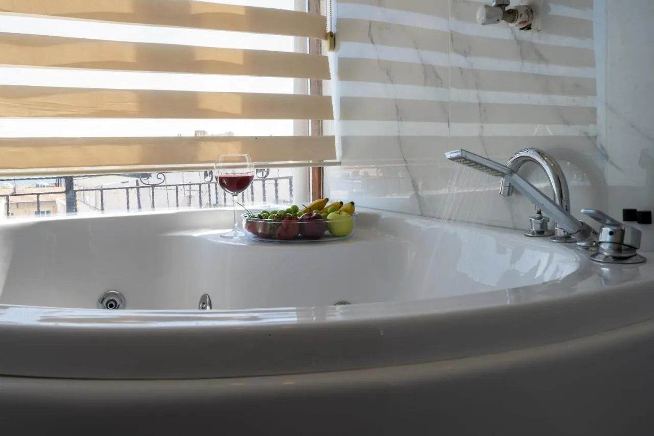 Ξενοδοχείο Holiday Business Suit Otel Κωνσταντινούπολη