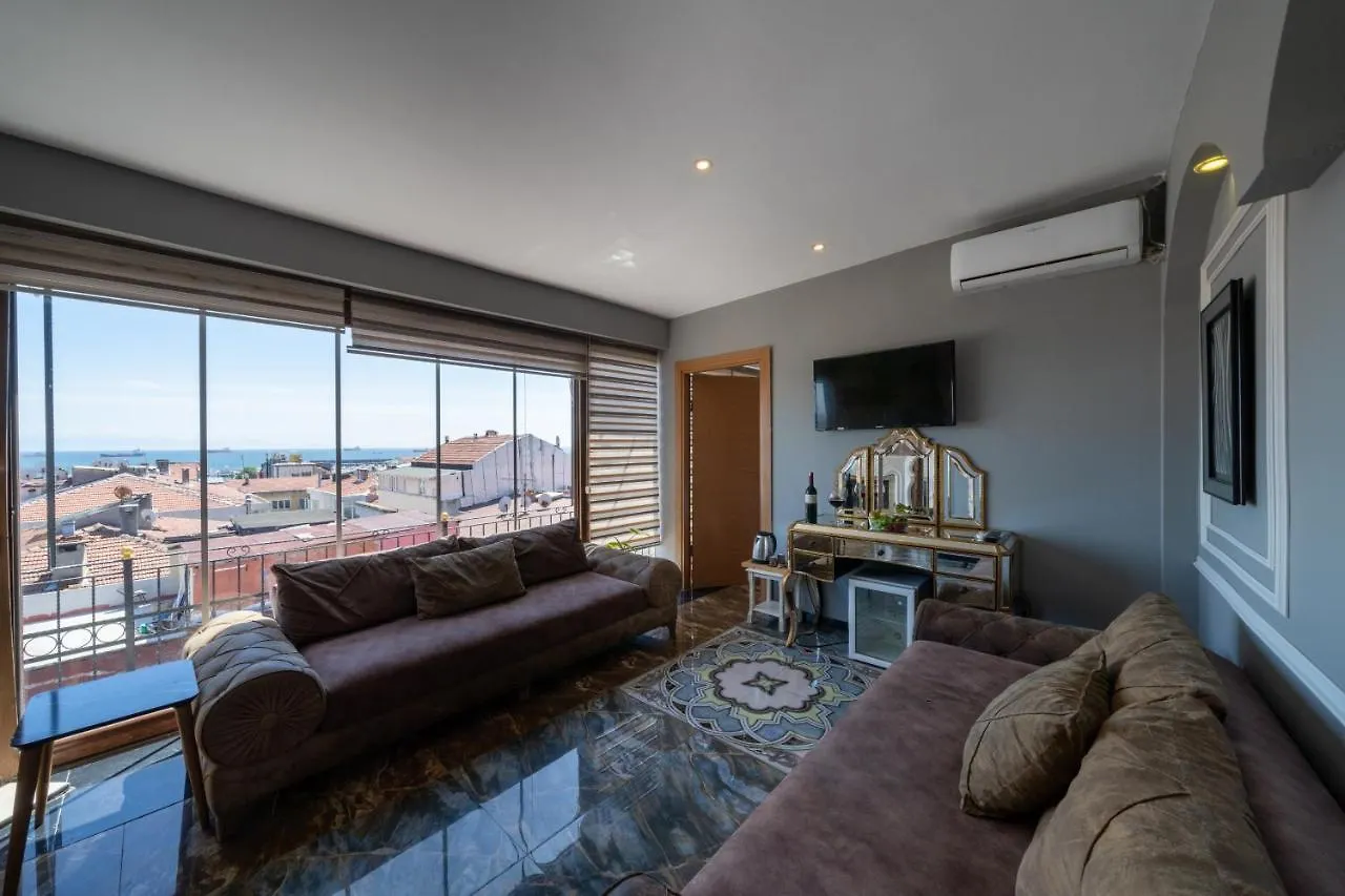 Ξενοδοχείο Holiday Business Suit Otel Κωνσταντινούπολη