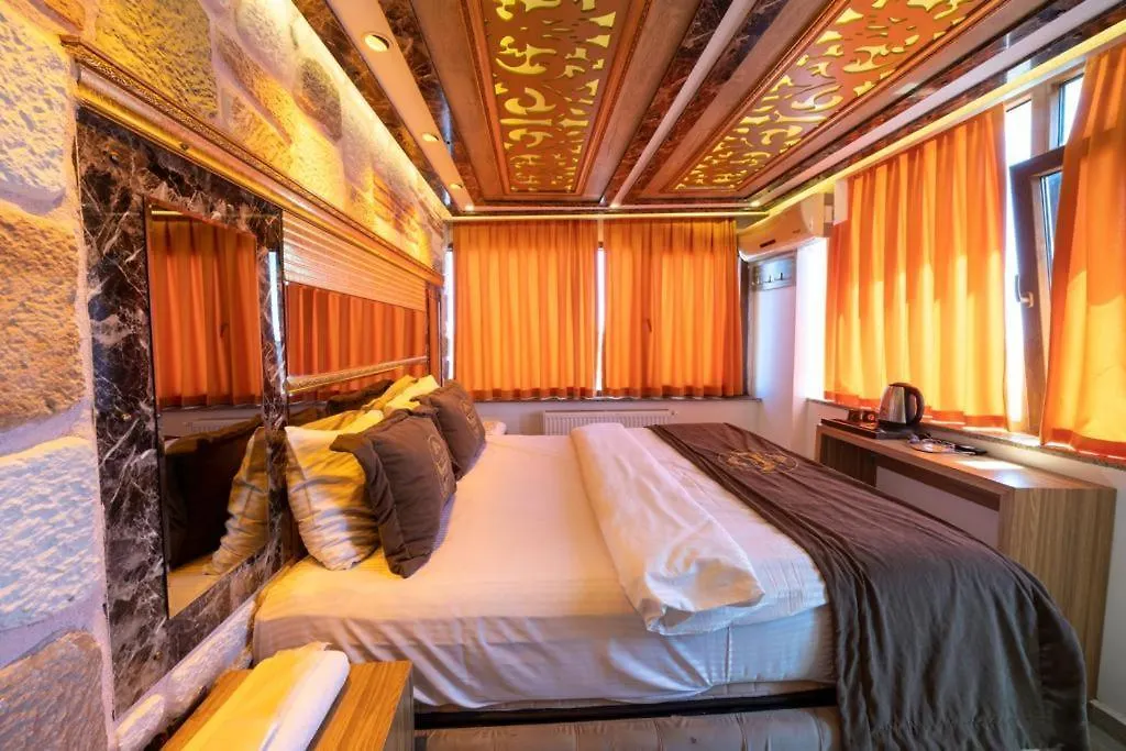 Ξενοδοχείο Holiday Business Suit Otel Κωνσταντινούπολη